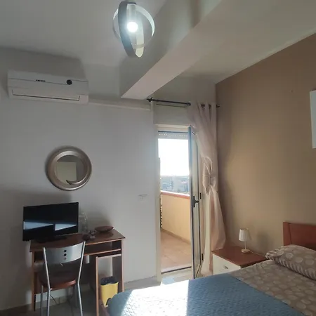 Bed And Breakfast Oasi-3